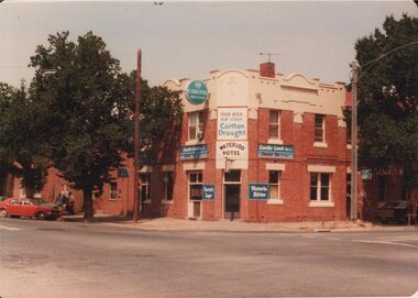 Photograph - BENDIGO HOTEL COLLECTION:  WATERLOO HOTEL