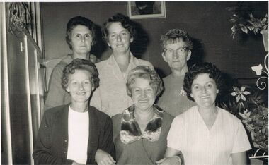 Photograph - BERT GRAHAM COLLECTION: GROUP PHOTO