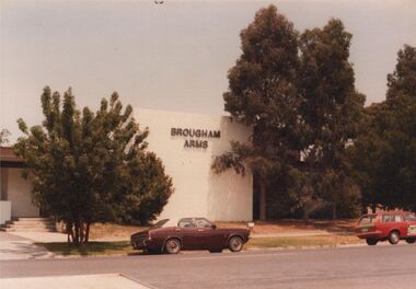 Photograph - BENDIGO HOTEL COLLECTION:  BROUGHAM ARMS