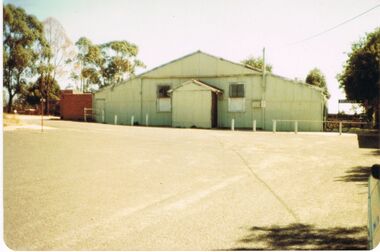 Photograph - BERT GRAHAM COLLECTION: BENDIGO EAST ASSOCIATION HALL, 1979