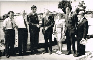 Photograph - BERT GRAHAM COLLECTION: GROUP PHOTO