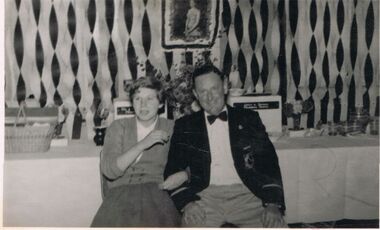 Photograph - BERT GRAHAM COLLECTION: ALWYN NELSON PLUS LADY