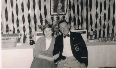 Photograph - BERT GRAHAM COLLECTION: ALWYN NELSON PLUS LADY