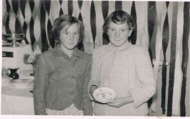Photograph - BERT GRAHAM COLLECTION: PHOTOGRAPH OF TWO GIRLS