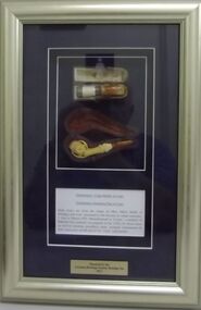 Award - GERMAN HERITAGE SOCIETY COLLECTION: CIGAR HOLDER, SMOKING PIPE