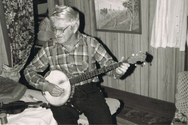 Photograph - PETER ELLIS COLLECTION: MUSICIAN, 18th April, 1983