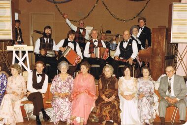 Photograph - PETER ELLIS COLLECTION: WEDDEBURN OLD TIMERS