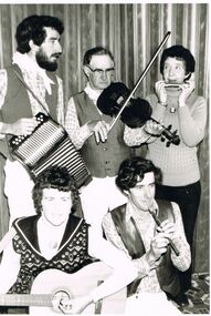Photograph - PETER ELLIS COLLECTION: KURTZ FAMILY STRINGYBARK BAND, September, 1981