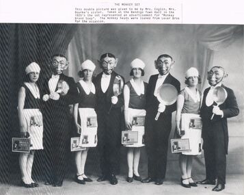 Photograph - PETER ELLIS COLLECTION: PHOTO OF GROUP OF MEN AND WOMEN, 1920's
