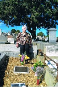 Photograph - JOSEPH DAVIES COLLECTION: PLAQUE UNVEILING 13.9.2015 BRIGHTON CEMETERY, 13/09/2015