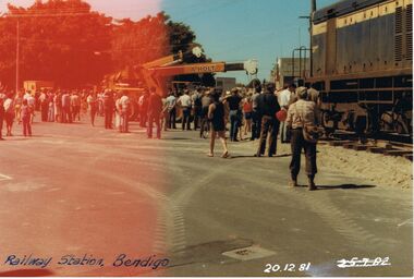 Photograph - JORDAN COLLECTION: BENDIGO RAILWAY STATION, 20th December, 1981