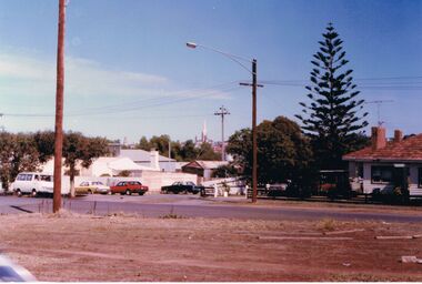 Photograph - JORDAN COLLECTION: COLOUR PHOTO OF STREETSCAPE IN BENDIGO, late 1970 - 1980's