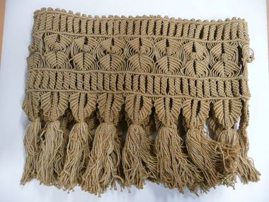 Textile - MACRAME MANTLE PELMET