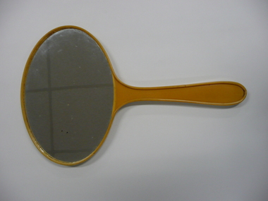 Accessory - OVAL HAND MIRROR