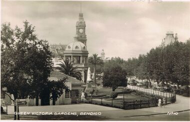 Photograph - LESLIE JOHN BAGUST COLLECTION PHOTO OF QUEEN VICTORIA GARDENS, 1940