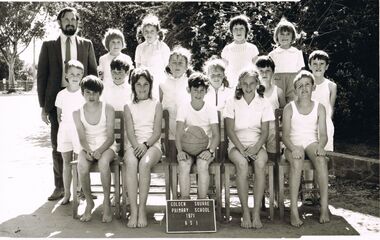 Photograph - LAUREL STREET PRIMARY SCHOOL COLLECTION: SPORTS TEAM 1971