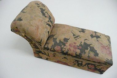 Leisure object - DOLLS DAY BED