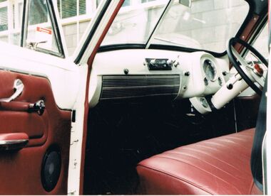 Photograph - PETER ELLIS COLLECTION: HOLDEN CAR