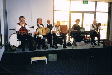 Photograph - PETER ELLIS COLLECTION: WEDDERBURN OLDTIMERS BAND, 18th February, 1999
