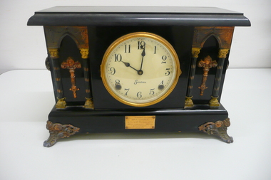 Functional object - WIEGARD COOPER COLLECTION: BLACK MANTLE CLOCK, 1926