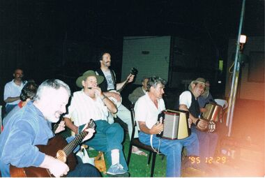 Photograph - PETER ELLIS COLLECTION: PEOPLE PLAYING MUSIC, 29th December, 1995