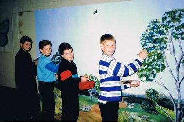 Photograph - PETER ELLIS COLLECTION: BOYS PAINTING