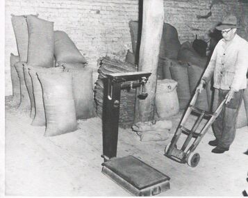 Photograph - PETER ELLIS COLLECTION: PHOTOGRAPH
