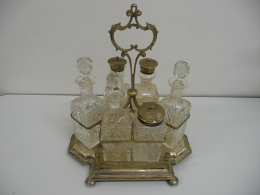 Domestic Object - FAVALORO COLLECTION: CRUET SET