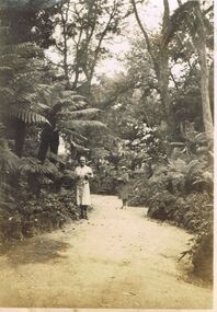 Photograph - LESLIE JOHN BAGUST COLLECTION: ROSALIND PARK, 1940