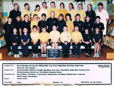 Photograph - GOLDEN SQUARE MAPLE STREET P.S. COLLECTION: PHOTOGRAPH - GRADE 5-6 S 1999