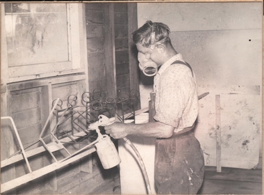 Photograph - SANDHURST BOYS CENTRE COLLECTION: METAL FINISHING