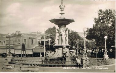 Photograph - LESLIE JOHN BAGUST COLLECTION: VALENTINE BENDIGO POSTCARDS, 1940