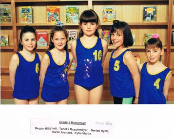 Photograph - GOLDEN SQUARE LAUREL STREET P.S. COLLECTION: PHOTOGRAPH - GSPS GRADE 3 BASKETBALL 1993