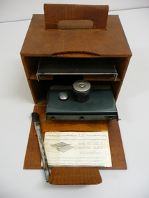 Tool - GOLDEN SQUARE SCHOOL COLLECTION: HEYER PORTABLE PRINTER