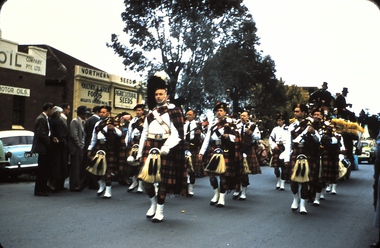 Slide - FLEMING COLLECTION: 1950S BENDIGO SLIDE, 33 April 1957