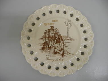 Souvenir - BENDIGO SOUVENIR PLATE, 1985