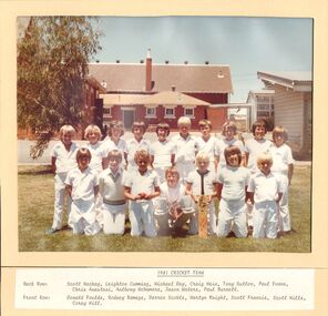 Photograph - GOLDEN SQUARE LAUREL STREET P.S. COLLECTION: PHOTOGRAPH 1981 CRICKET TEAM