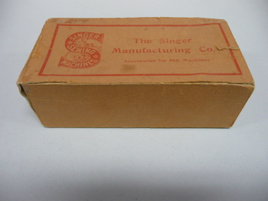 Container - SINGER SEWING MACHINE ACCESSORIES BOX