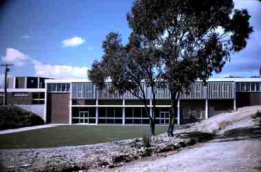 Slide - RALPH BIRRELL COLLECTION: EIG SCHOOL, c1970