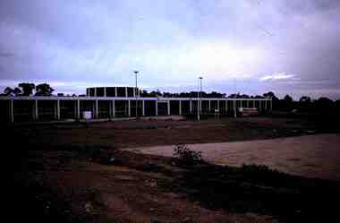 Slide - RALPH BIRRELL COLLECTION: EIG SCHOOL, c1970