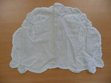 Textile - MACKAY COLLECTION: WHITE LINEN TEA COSY