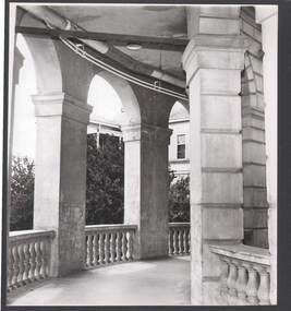 Photograph - BENDIGO HOSPITAL