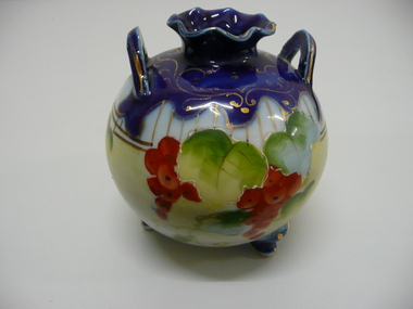 Domestic Object - SMALL SQUAT CHINA VASE