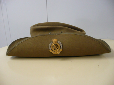 Uniform - AUSTRALIAN ARMY SLOUCH HAT, 1966