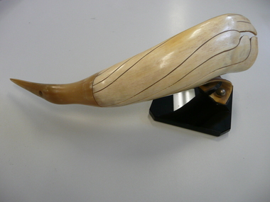 Decorative object - HORN BIRD ORNAMENT, 1920