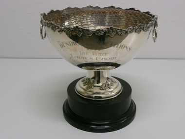 Award - BENOLA SINGERS TROPHY, 1960