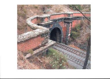 Photograph - RAILWAYS COLLECTION: COLOUR PHOTO OF ELPHINSTONE TUNNEL