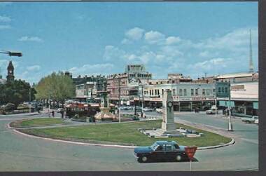 Postcard - ALEXANDRA FOUNTAIN, WAR MEMORIAL, BENDIGO