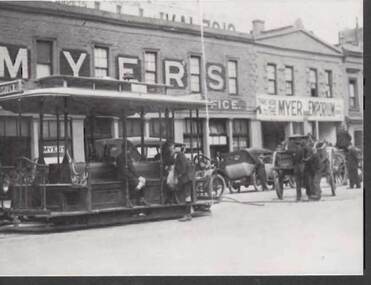 Postcard - POSTCARD:  LONSDALE STREET MELBOURNE  MYER  WAREHOUSES C 1920