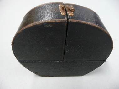 Accessory - LEATHER BANGLE CASE